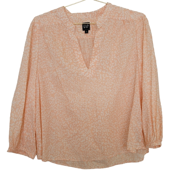 GAP Tops - Gap Zen Pink Leopard Print V Neck Top Sz XL
